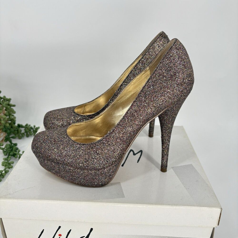 Wild Pair Women's Bakers High Heel Pumps Glitter Metallic Rose Gold Size 8